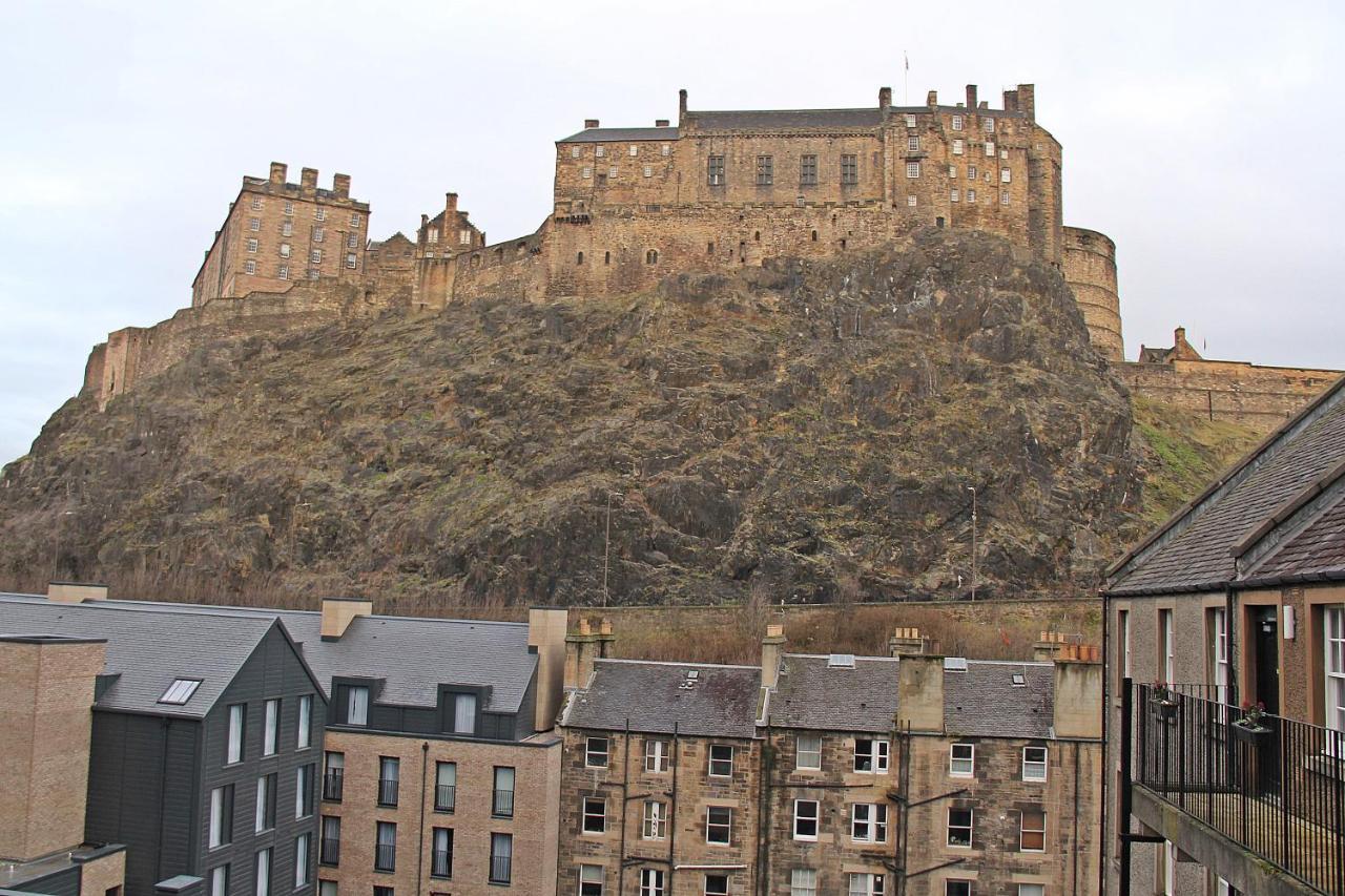 Cosy Castle Apartment Edimburgo Exterior foto